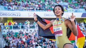 [乒乓球]独得两分 45岁侯英超助辽宁队获胜